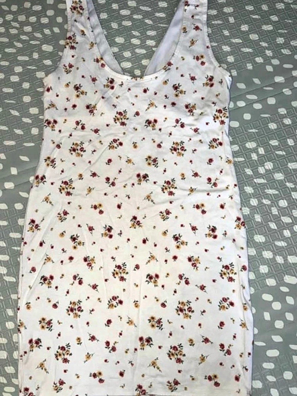 Motel Floral Mini Dress in White & Red Size Large - Picture 2 of 3